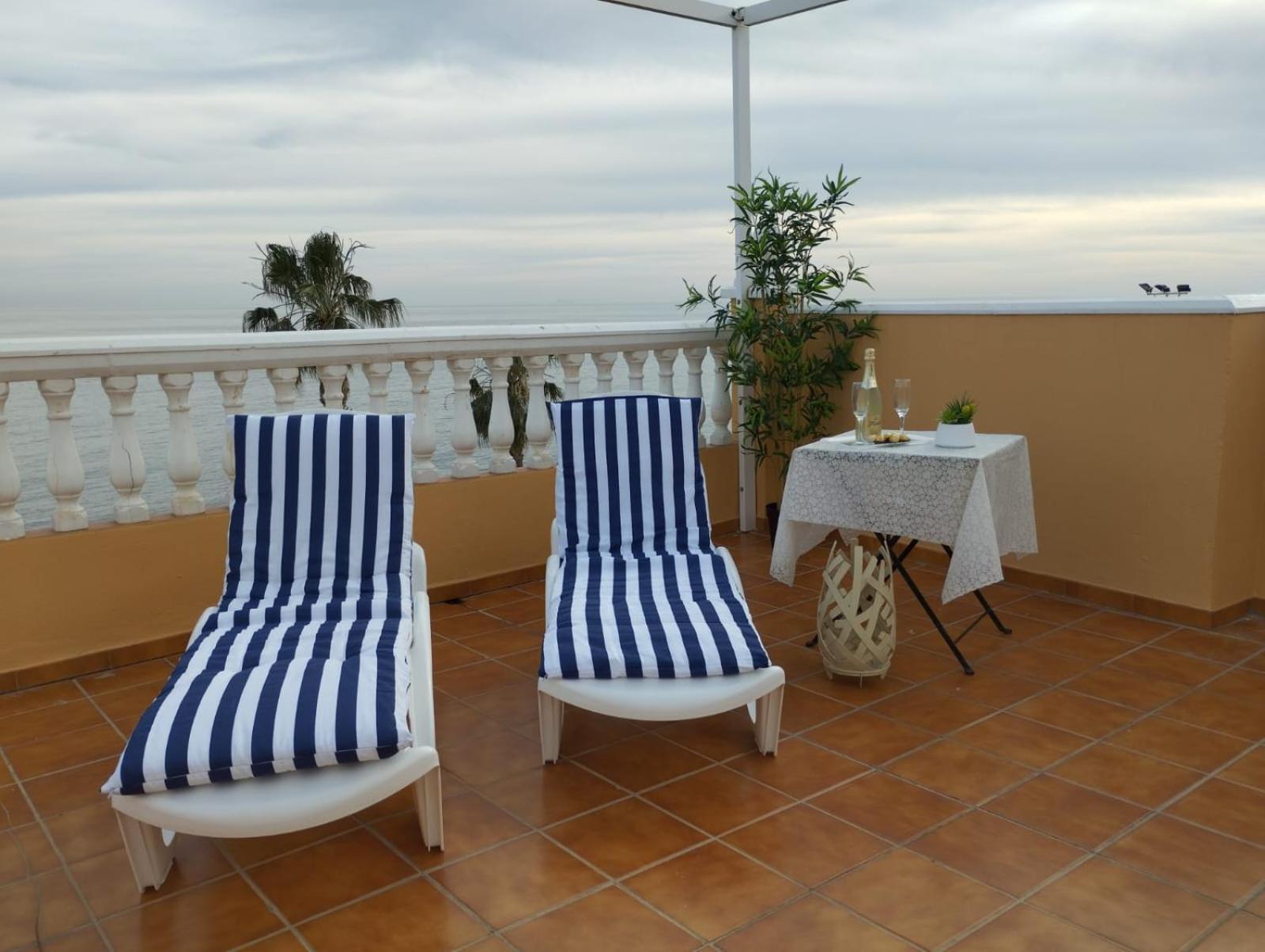 Apartamentos Playacala La Cala Del Moral Exterior photo