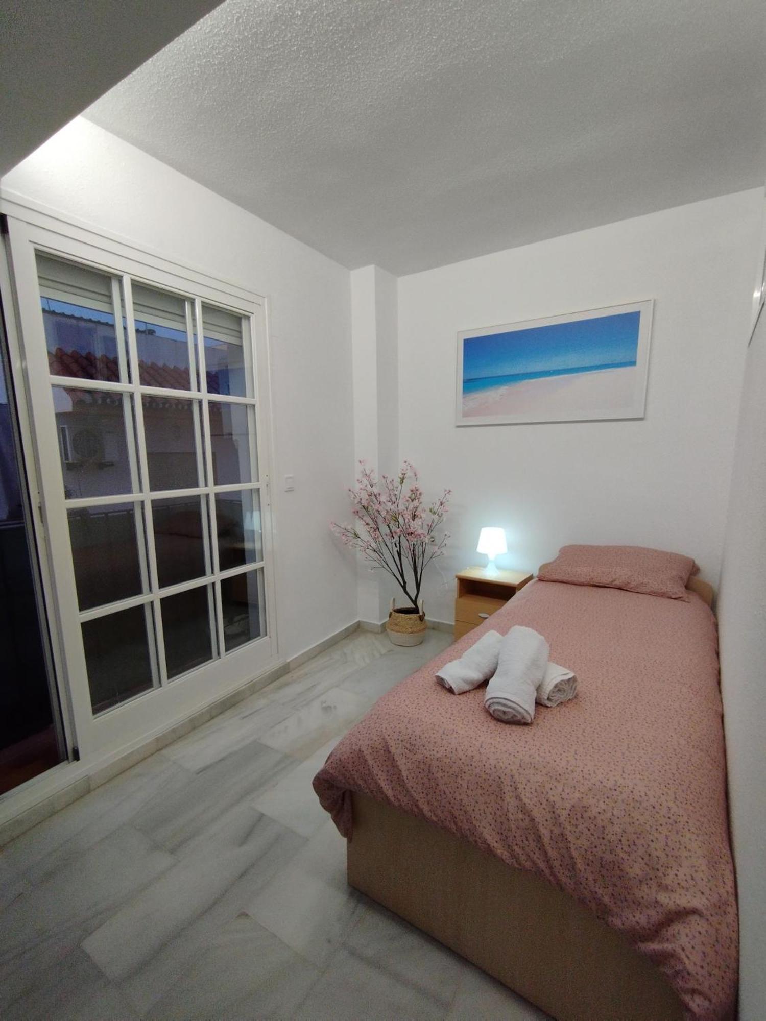 Apartamentos Playacala La Cala Del Moral Exterior photo